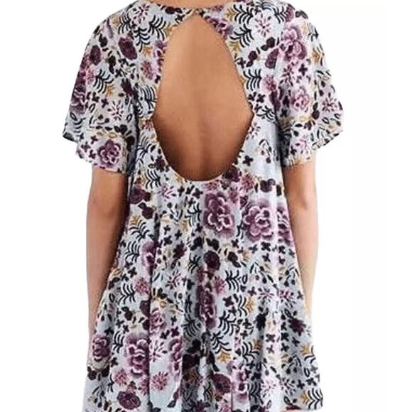 Kimchi Blue Floral Open Back Mini Summer Dress Size Small D54 - Picture 2 of 8